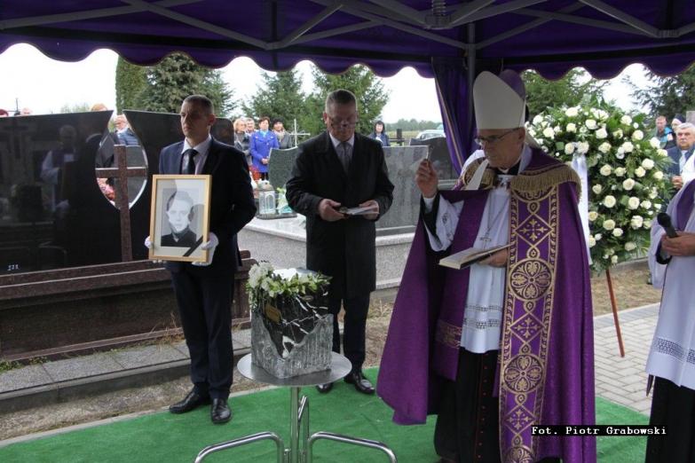 Uroczystości pogrzebowe ks. Grzegorza Krasuskiego cz. 2