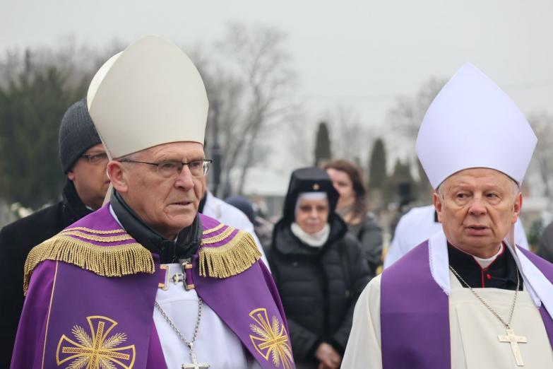 Do zobaczenia w Niebie. Ostatnie pożegnanie ks. prałata Jana Gomółki