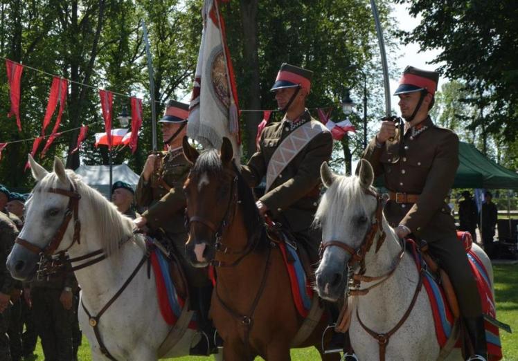 Uroczyste obchody Święta 18. Batalionu Rozpoznawczego Ułanów Wileńskich w Białej Podlaskiej
