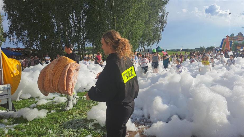 Gminny Festyn w Hrudzie pełen radości i atrakcji