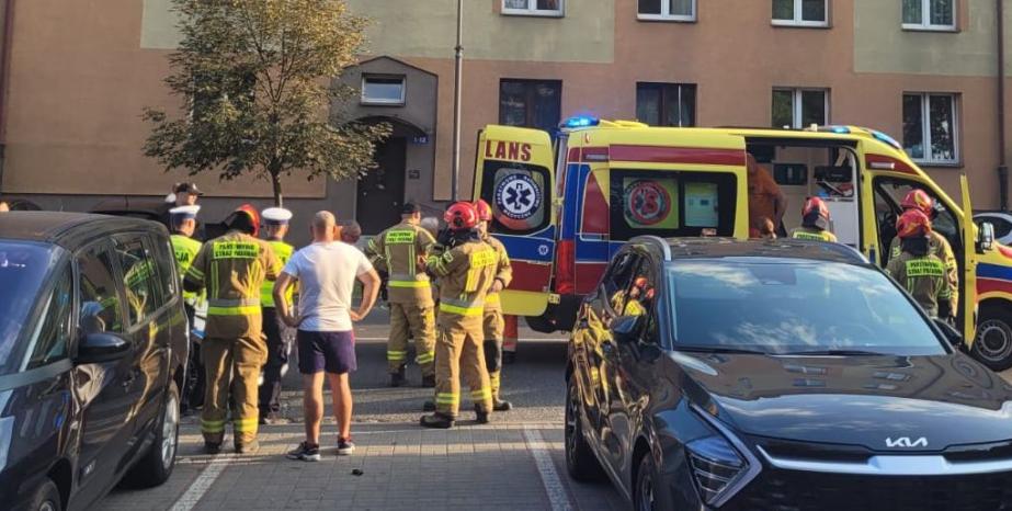 Wypadek na ul. Pułaskiego w Siedlcach. Zderzenie motocykla z samochodem osobowym