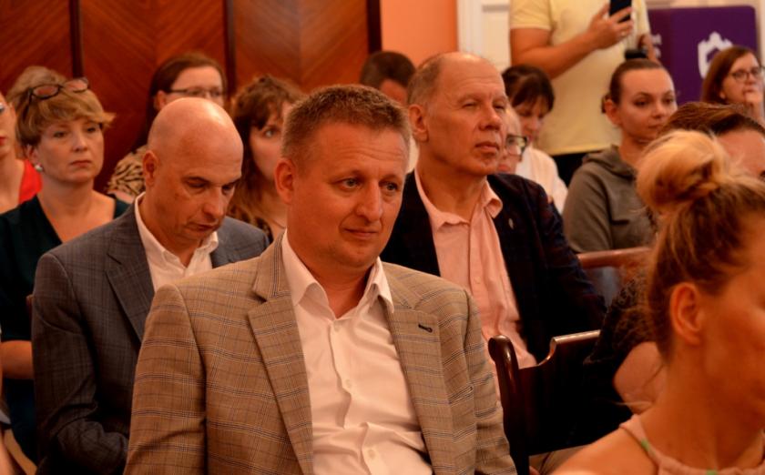 Narodowe Czytanie poezji Jana Kochanowskiego z Uniwersytetem i Biblioteką