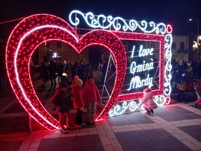 Mordy rozświetliły miejską choinkę