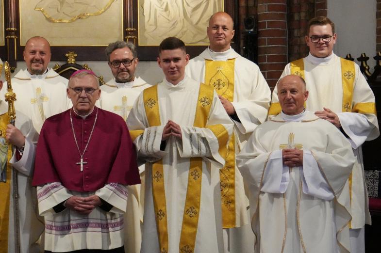 Oddany Bogu i Kościołowi. Święcenia diakonatu w siedleckiej katedrze /I/