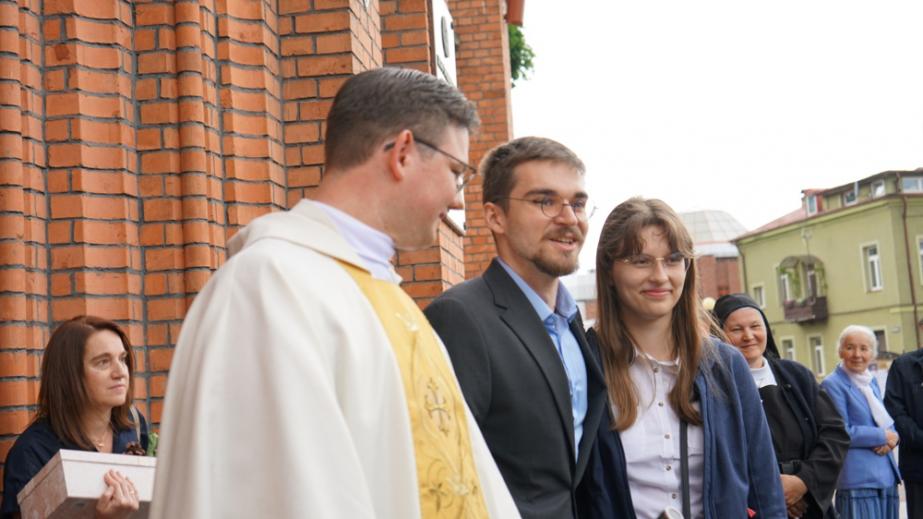 Biskup Kazimierz Gurda wyświęcił trzech nowych kapłanów