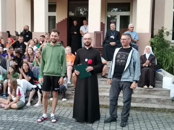 Na całej trasie pielgrzymki działa sekretariat /AUDIO/2